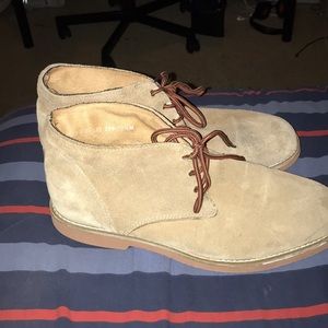 Chukka boots